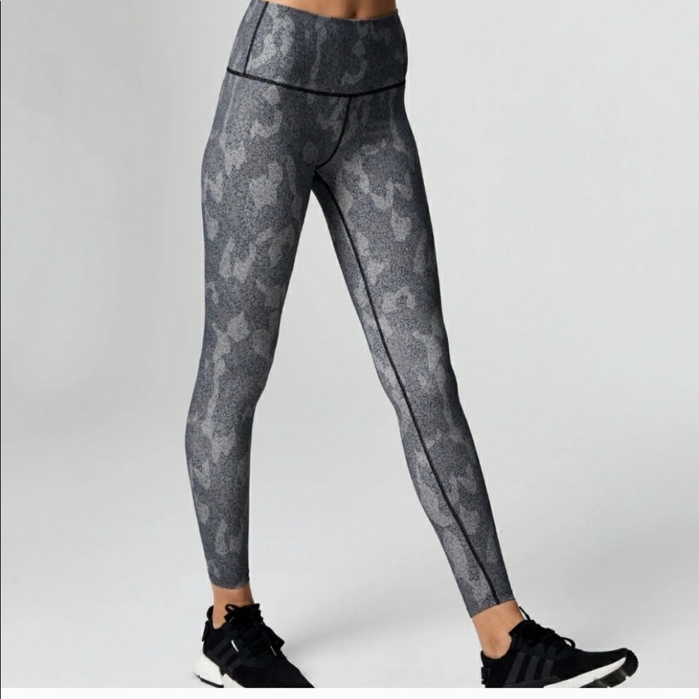 VARLEY LUNA LEGGINGS NWOT SZ XS